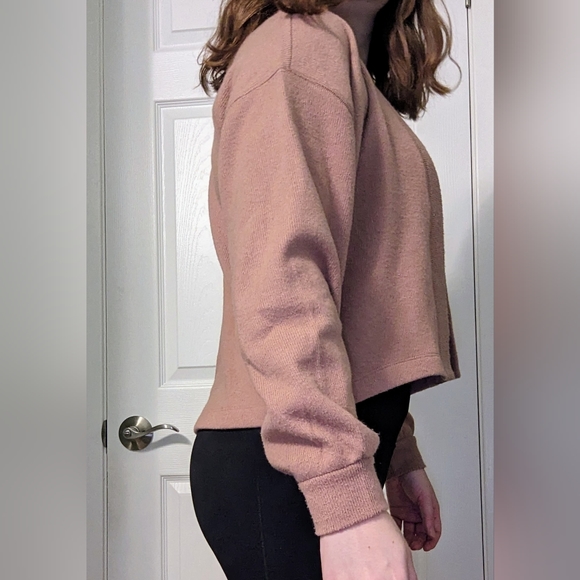 Abercrombie & Fitch Soft Collection Cozy Cropped Cardigan in Cedarwood |… - Picture 5 of 7